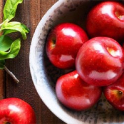 Pragj Apples